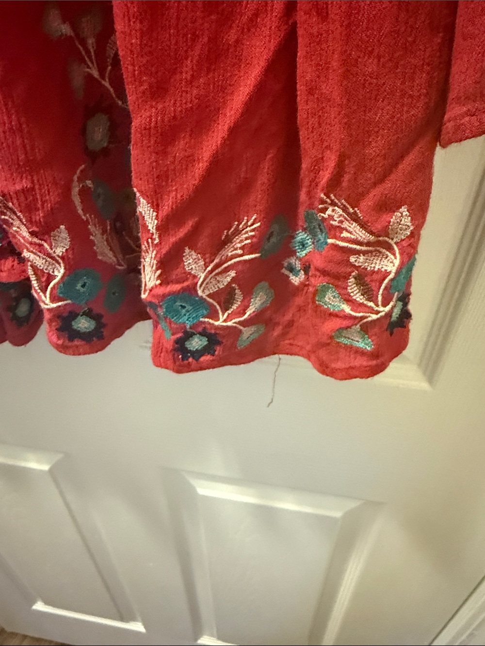 Free People Red Embroidered Boho Tunic Mini Dress EUC - Picture 3 of 7